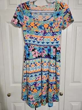 Capella apparel small women's bright floral midi dress